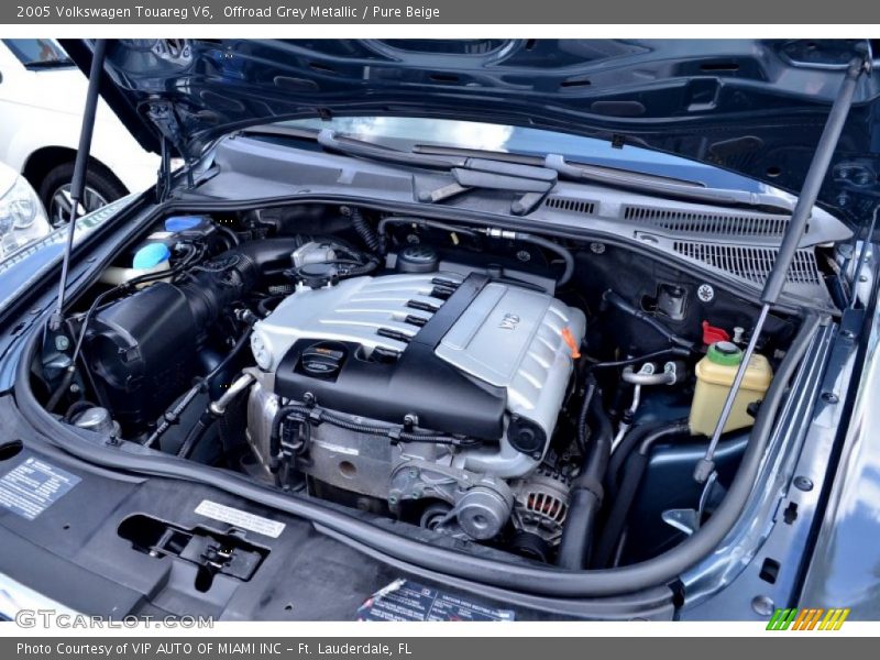 Offroad Grey Metallic / Pure Beige 2005 Volkswagen Touareg V6