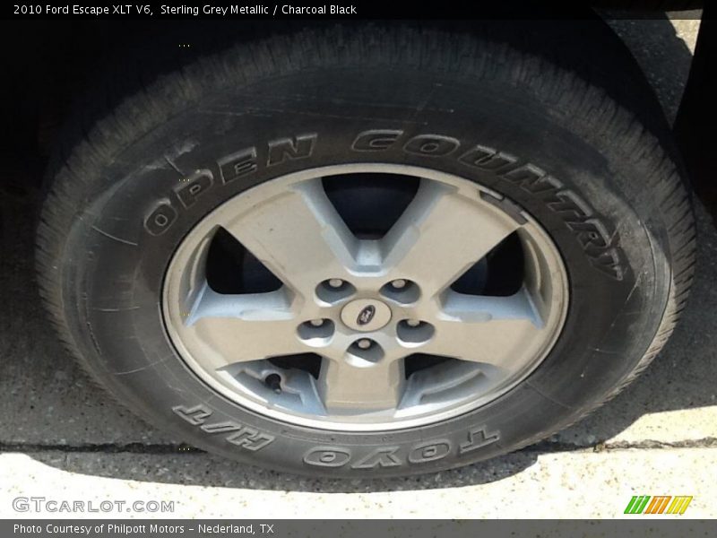 Sterling Grey Metallic / Charcoal Black 2010 Ford Escape XLT V6