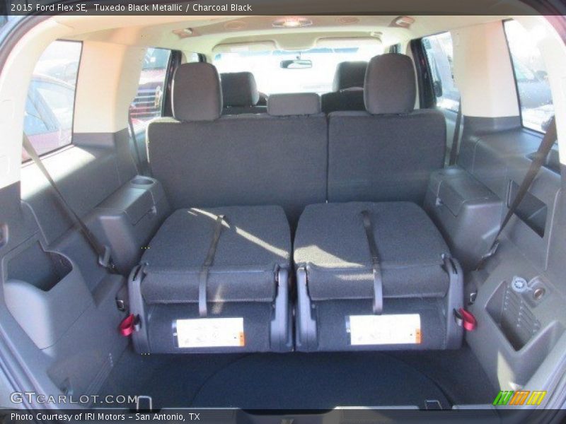 Tuxedo Black Metallic / Charcoal Black 2015 Ford Flex SE