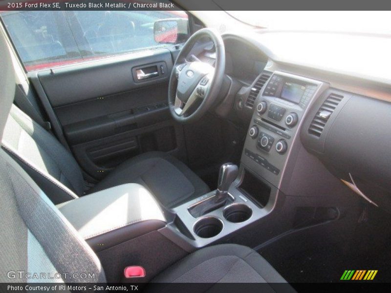 Tuxedo Black Metallic / Charcoal Black 2015 Ford Flex SE
