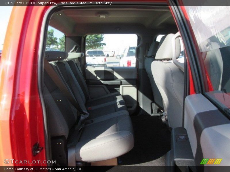 Race Red / Medium Earth Gray 2015 Ford F150 XL SuperCrew
