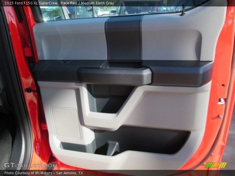Race Red / Medium Earth Gray 2015 Ford F150 XL SuperCrew