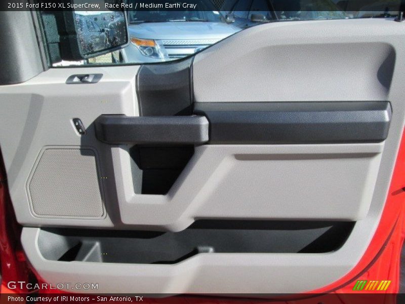 Race Red / Medium Earth Gray 2015 Ford F150 XL SuperCrew