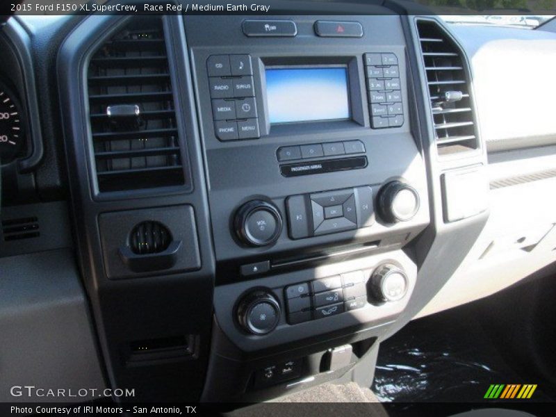Race Red / Medium Earth Gray 2015 Ford F150 XL SuperCrew