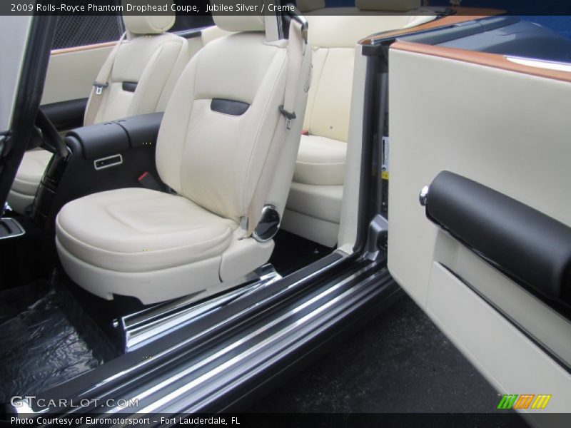 Jubilee Silver / Creme 2009 Rolls-Royce Phantom Drophead Coupe