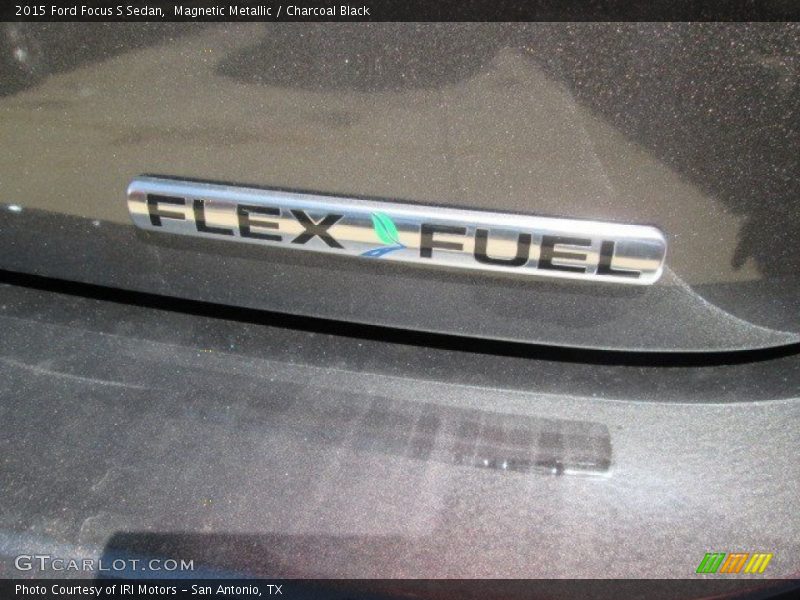 Magnetic Metallic / Charcoal Black 2015 Ford Focus S Sedan