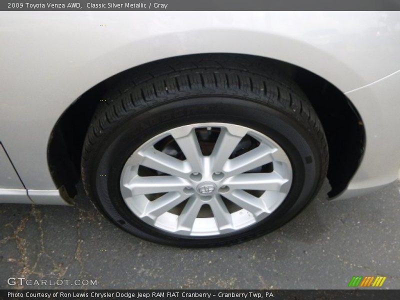 Classic Silver Metallic / Gray 2009 Toyota Venza AWD