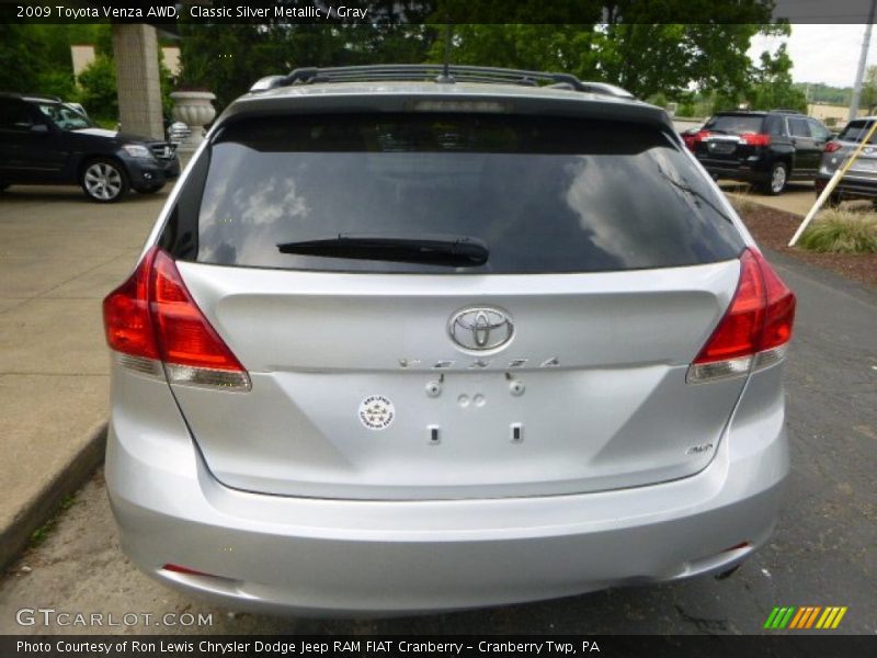 Classic Silver Metallic / Gray 2009 Toyota Venza AWD