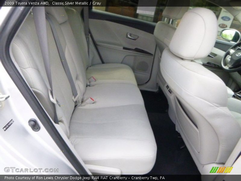 Classic Silver Metallic / Gray 2009 Toyota Venza AWD