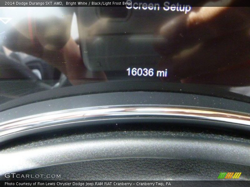 Bright White / Black/Light Frost Beige 2014 Dodge Durango SXT AWD