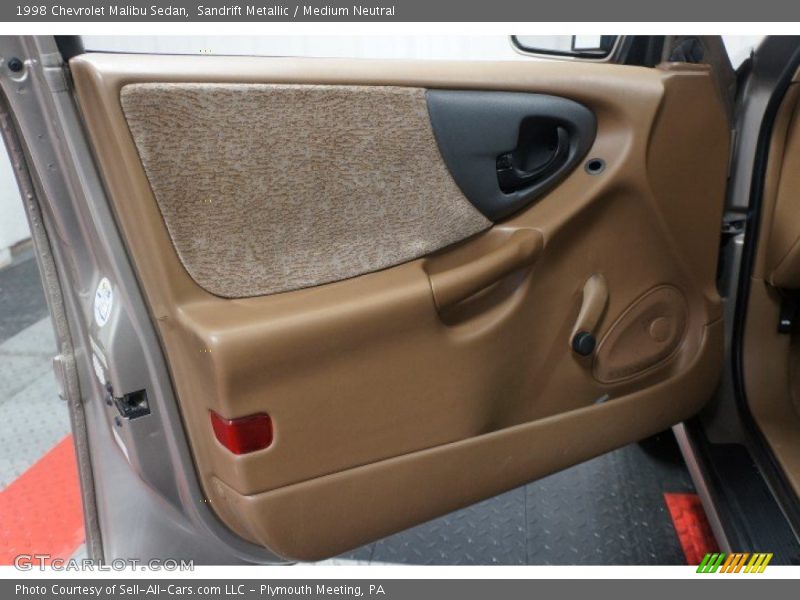 Sandrift Metallic / Medium Neutral 1998 Chevrolet Malibu Sedan