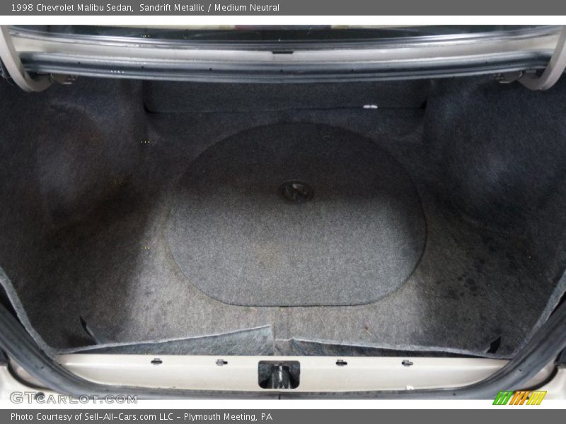 Sandrift Metallic / Medium Neutral 1998 Chevrolet Malibu Sedan