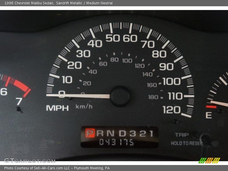 Sandrift Metallic / Medium Neutral 1998 Chevrolet Malibu Sedan