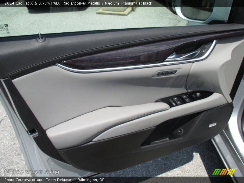 Radiant Silver Metallic / Medium Titanium/Jet Black 2014 Cadillac XTS Luxury FWD