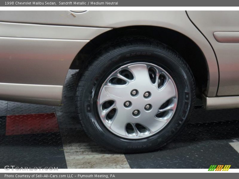 Sandrift Metallic / Medium Neutral 1998 Chevrolet Malibu Sedan