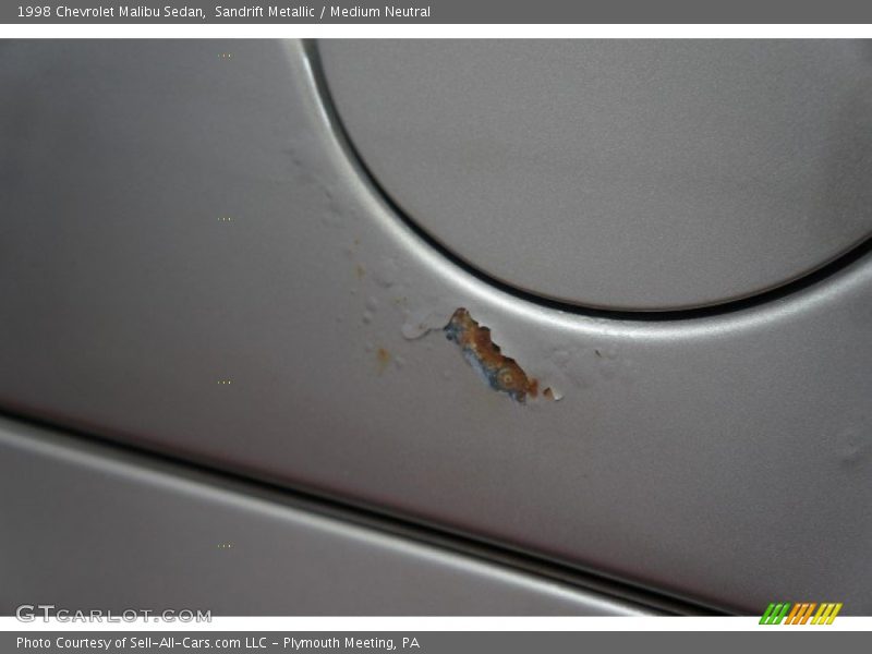 Sandrift Metallic / Medium Neutral 1998 Chevrolet Malibu Sedan