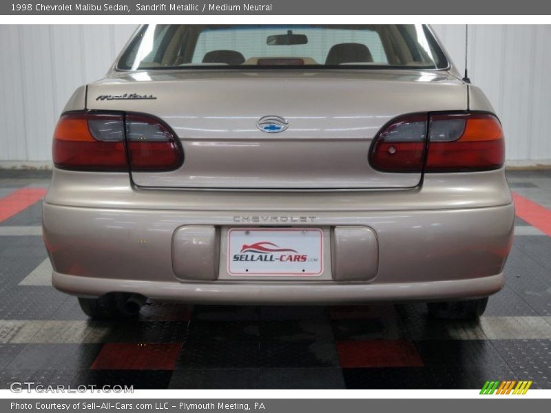 Sandrift Metallic / Medium Neutral 1998 Chevrolet Malibu Sedan