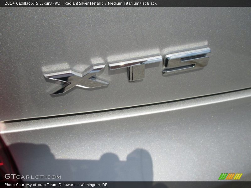 Radiant Silver Metallic / Medium Titanium/Jet Black 2014 Cadillac XTS Luxury FWD