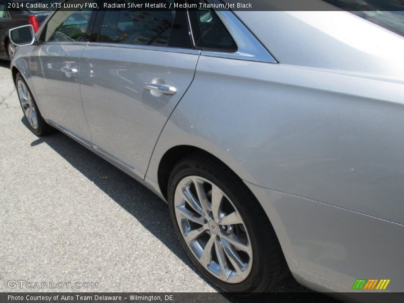 Radiant Silver Metallic / Medium Titanium/Jet Black 2014 Cadillac XTS Luxury FWD