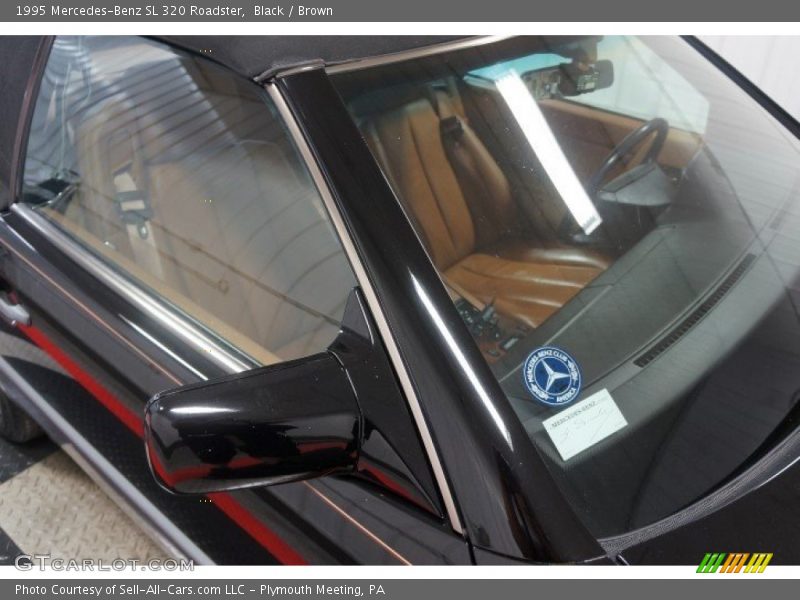 Black / Brown 1995 Mercedes-Benz SL 320 Roadster