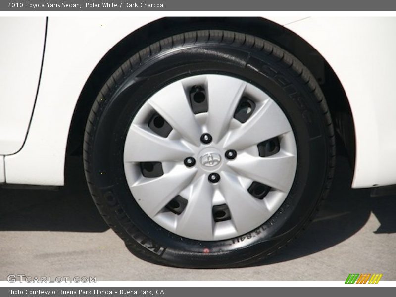 Polar White / Dark Charcoal 2010 Toyota Yaris Sedan