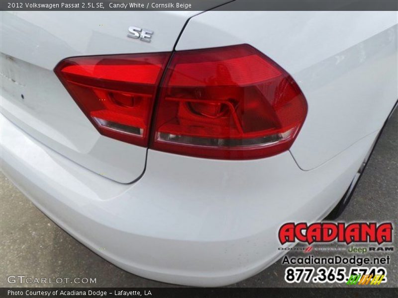 Candy White / Cornsilk Beige 2012 Volkswagen Passat 2.5L SE