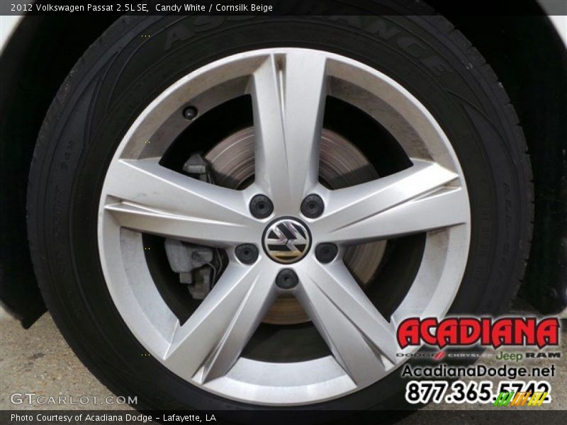 Candy White / Cornsilk Beige 2012 Volkswagen Passat 2.5L SE