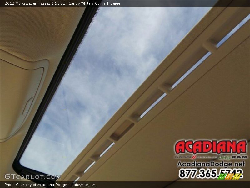 Candy White / Cornsilk Beige 2012 Volkswagen Passat 2.5L SE