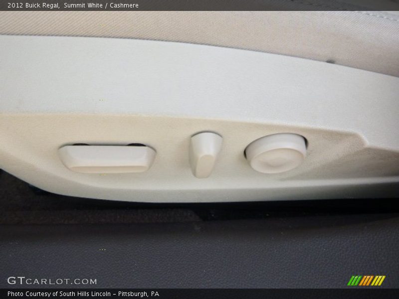Summit White / Cashmere 2012 Buick Regal