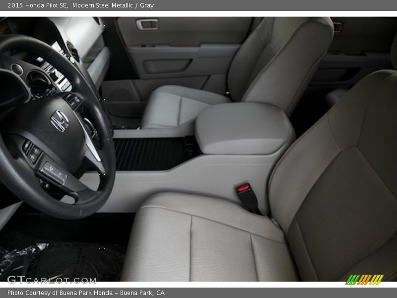 Modern Steel Metallic / Gray 2015 Honda Pilot SE
