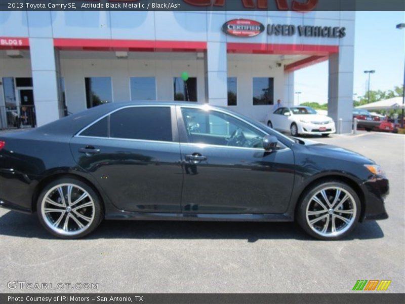Attitude Black Metallic / Black/Ash 2013 Toyota Camry SE