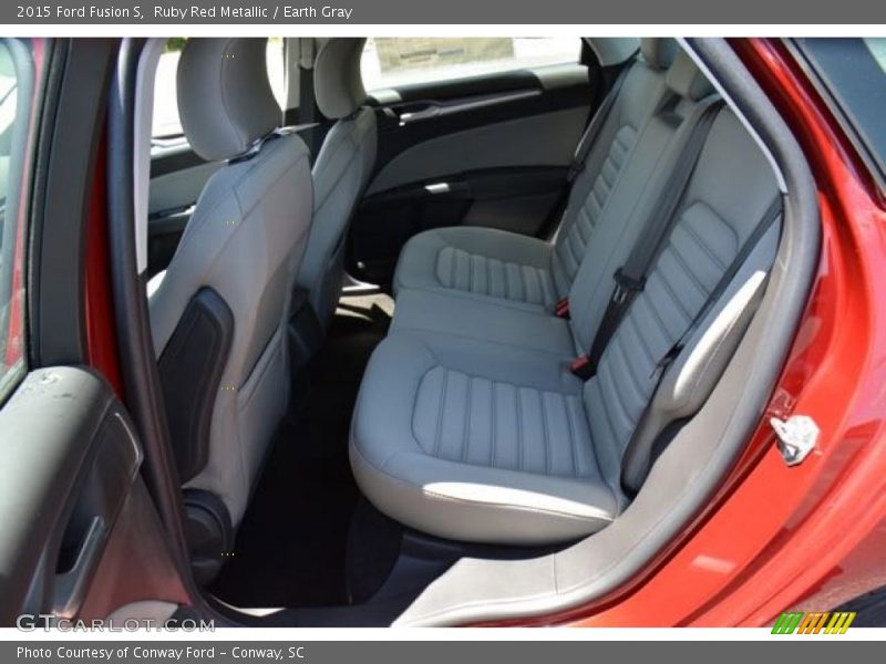 Ruby Red Metallic / Earth Gray 2015 Ford Fusion S
