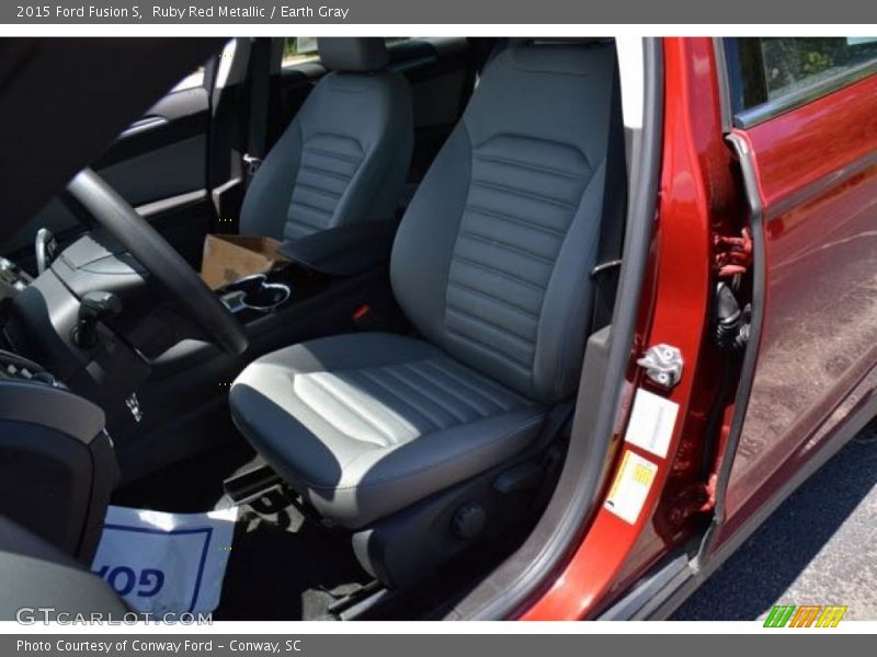 Ruby Red Metallic / Earth Gray 2015 Ford Fusion S
