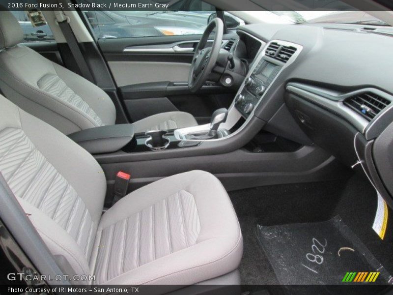 Shadow Black / Medium Earth Gray 2016 Ford Fusion S