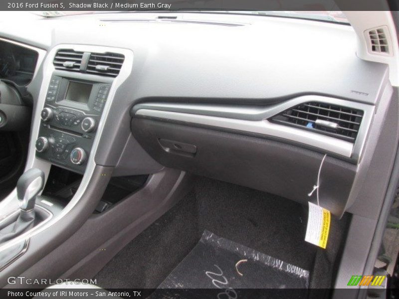 Shadow Black / Medium Earth Gray 2016 Ford Fusion S