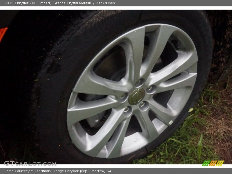 Granite Crystal Metallic / Black/Linen 2015 Chrysler 200 Limited