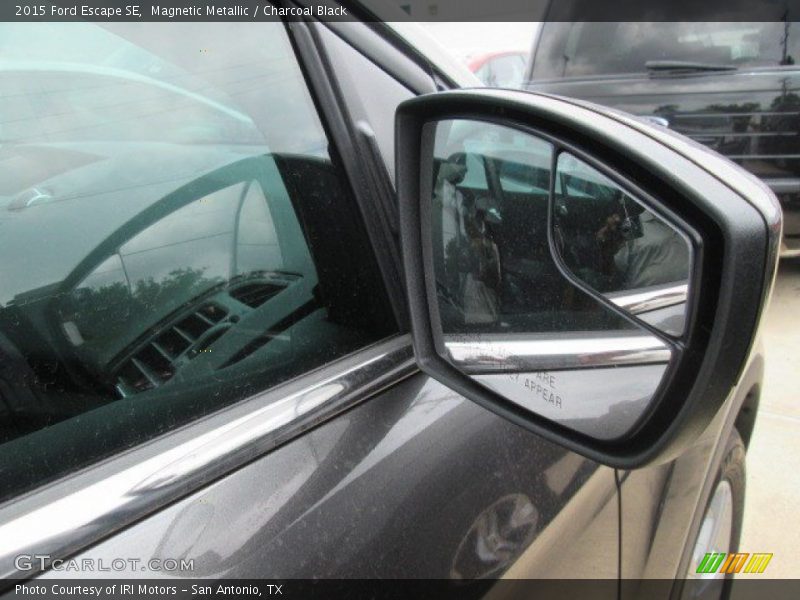 Magnetic Metallic / Charcoal Black 2015 Ford Escape SE