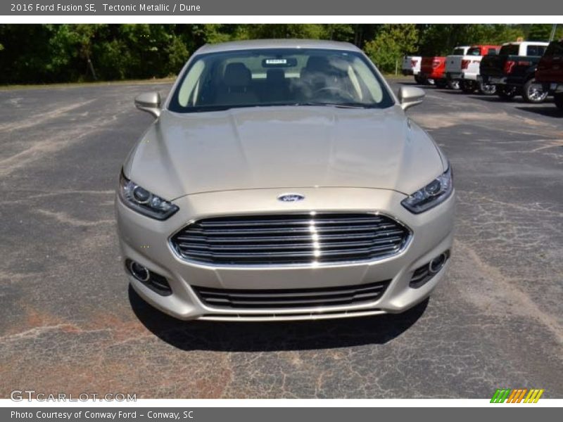 Tectonic Metallic / Dune 2016 Ford Fusion SE