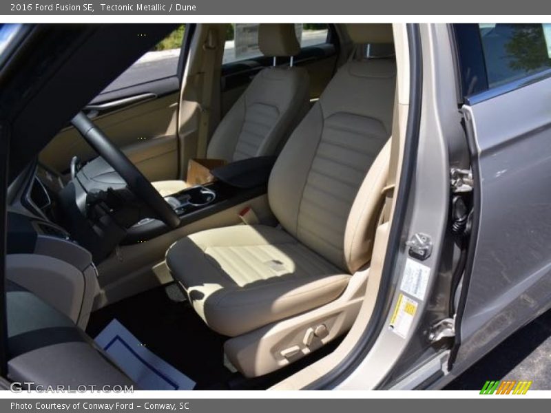 Tectonic Metallic / Dune 2016 Ford Fusion SE