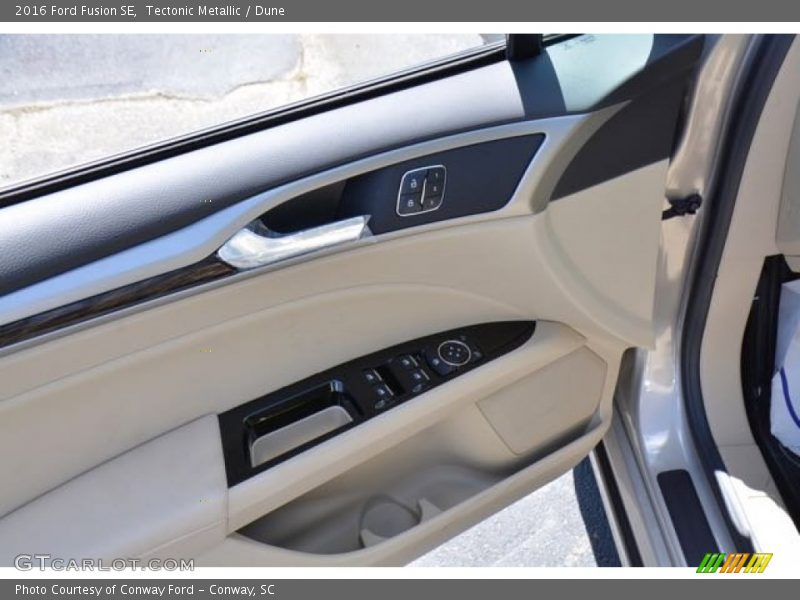 Tectonic Metallic / Dune 2016 Ford Fusion SE