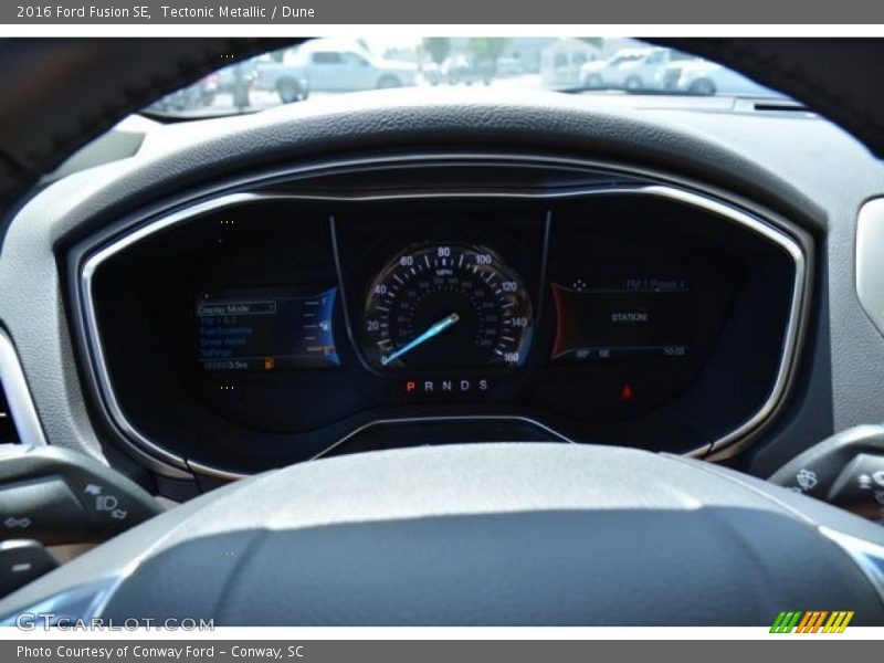 Tectonic Metallic / Dune 2016 Ford Fusion SE