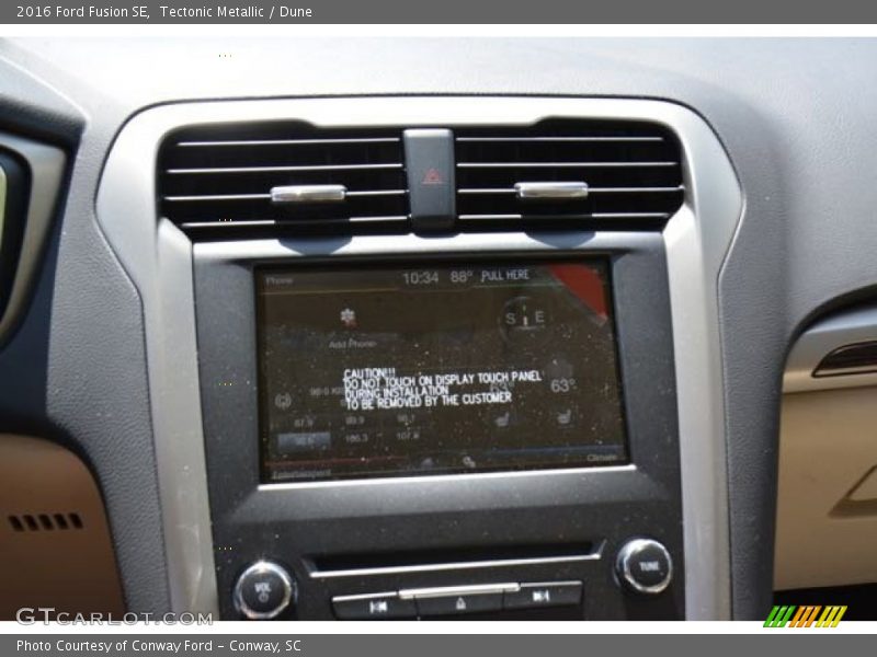 Tectonic Metallic / Dune 2016 Ford Fusion SE