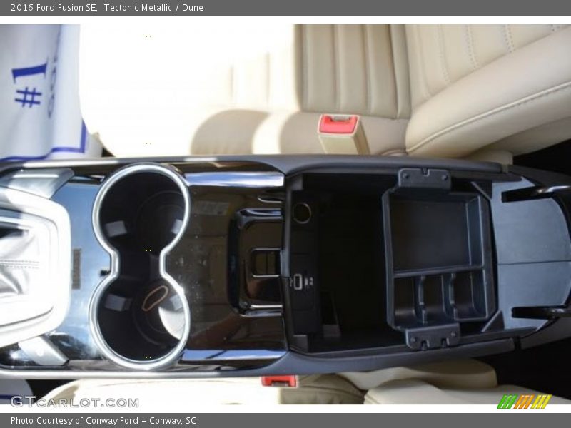 Tectonic Metallic / Dune 2016 Ford Fusion SE