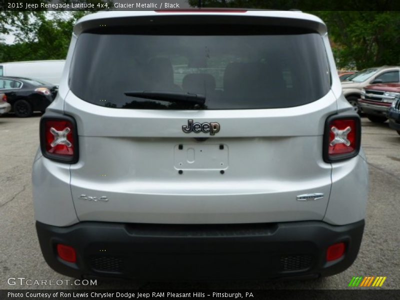 Glacier Metallic / Black 2015 Jeep Renegade Latitude 4x4