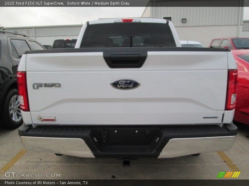 Oxford White / Medium Earth Gray 2015 Ford F150 XLT SuperCrew