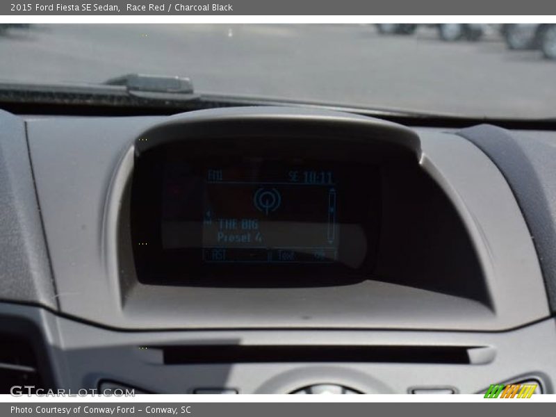Race Red / Charcoal Black 2015 Ford Fiesta SE Sedan