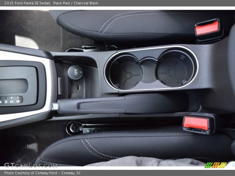 Race Red / Charcoal Black 2015 Ford Fiesta SE Sedan