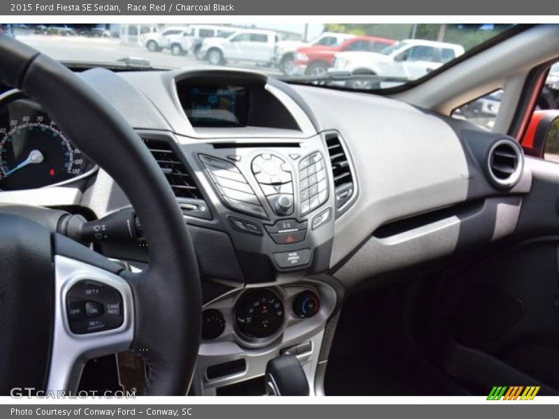 Race Red / Charcoal Black 2015 Ford Fiesta SE Sedan