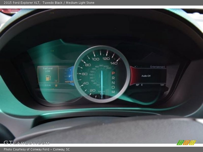 Tuxedo Black / Medium Light Stone 2015 Ford Explorer XLT