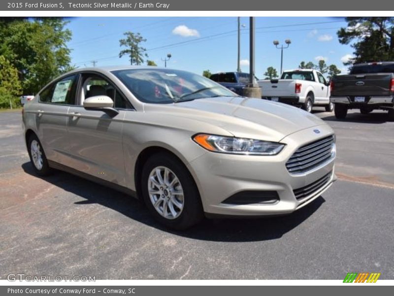 Tectonic Silver Metallic / Earth Gray 2015 Ford Fusion S